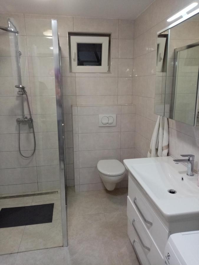 דירות מליני Dvosobni Apartman Luka מראה חיצוני תמונה