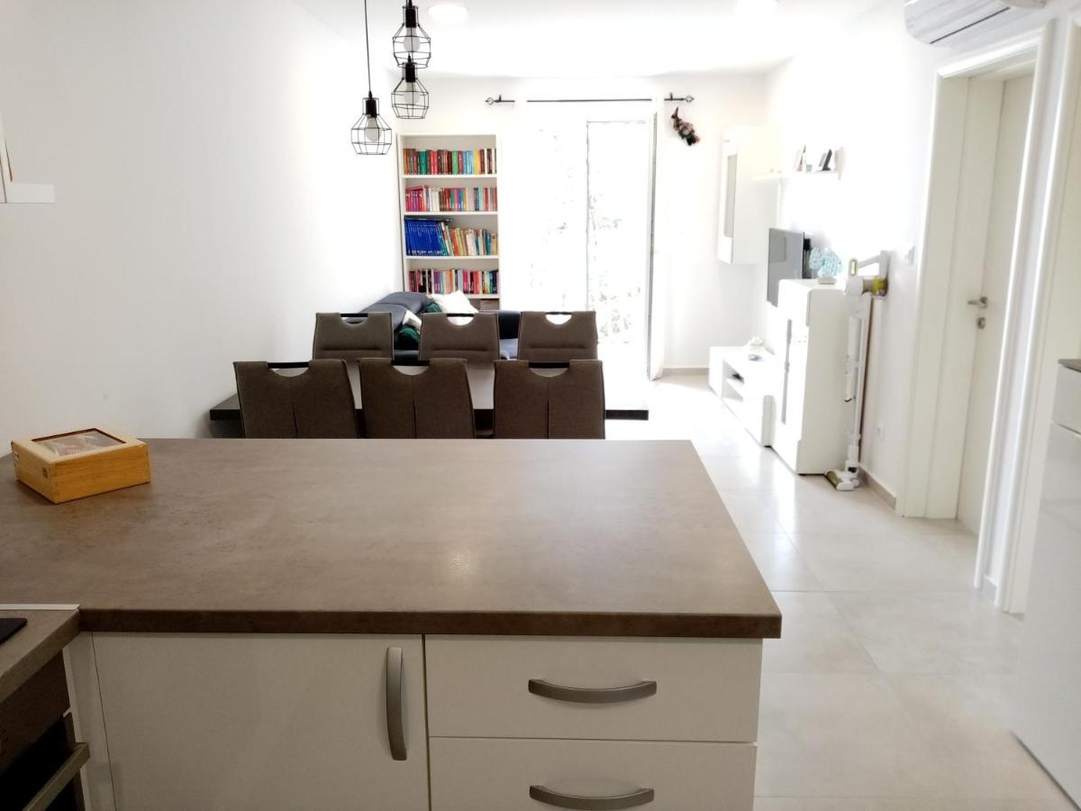 דירות מליני Dvosobni Apartman Luka מראה חיצוני תמונה